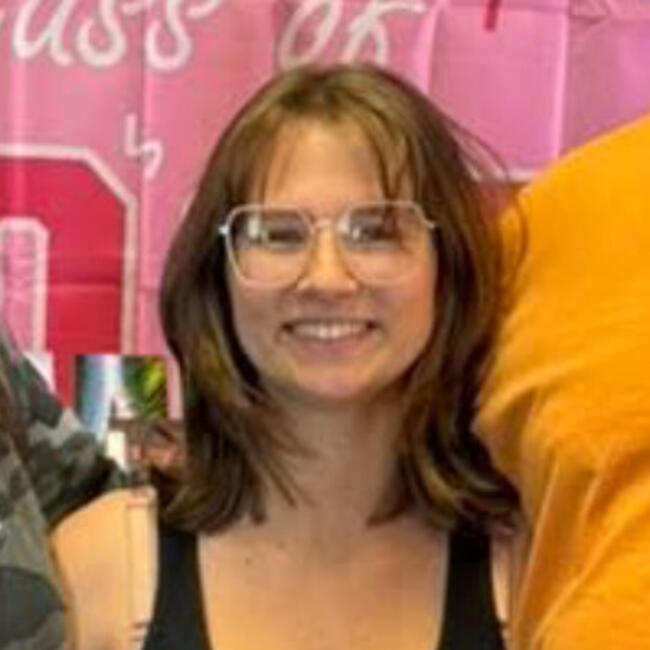 Babysitter in Columbus: Hannah