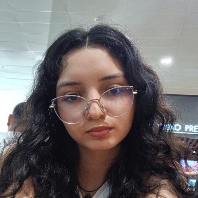 Babysitter in Belém: Vitória