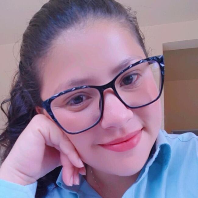 Babysitting job in Carambeí: Mireli