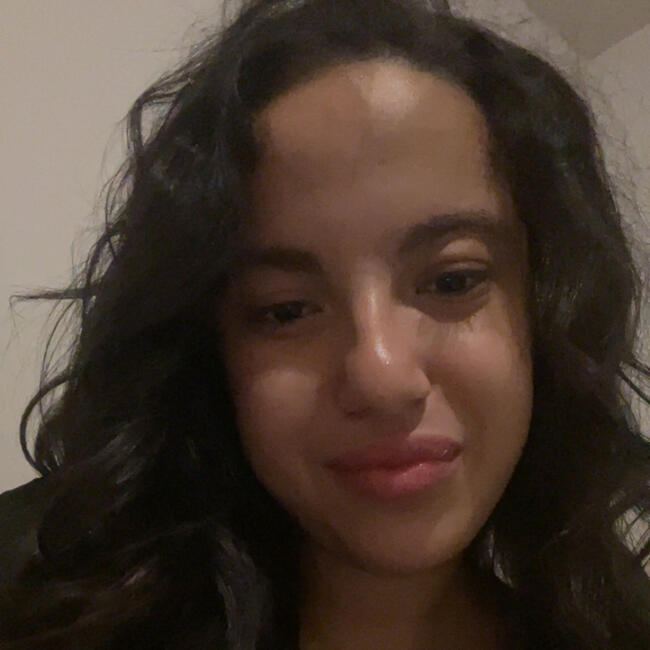 Baby-sitter à Clermont-Ferrand: Salma