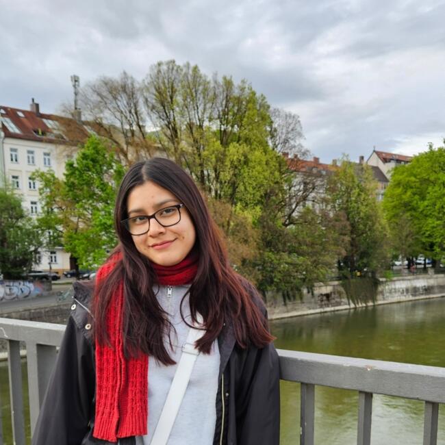 Babysitter in Munich: Laura Avril