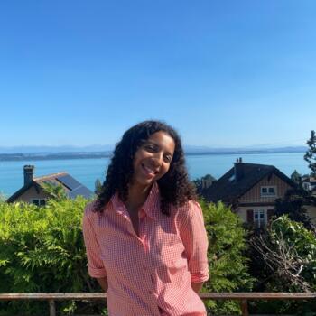 Babysitter in Luik: Donia