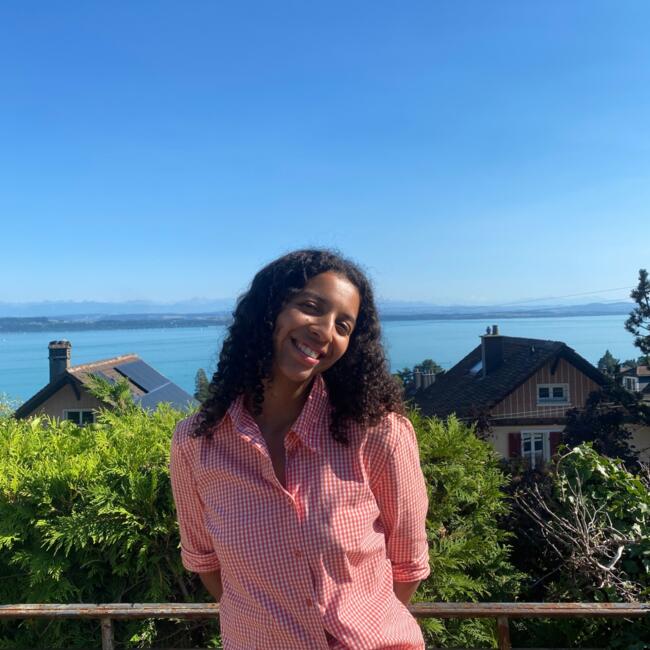 Babysitter in Luik: Donia