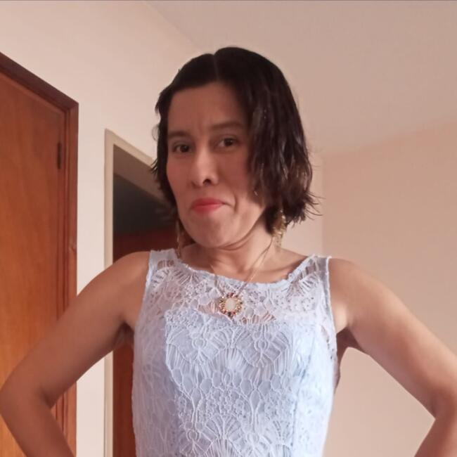 Babysitter in Trujillo: Dora