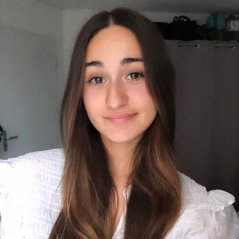 Babysitter Châtelaillon-Plage: Célia