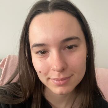 Babysitter em Milheirós: Maria