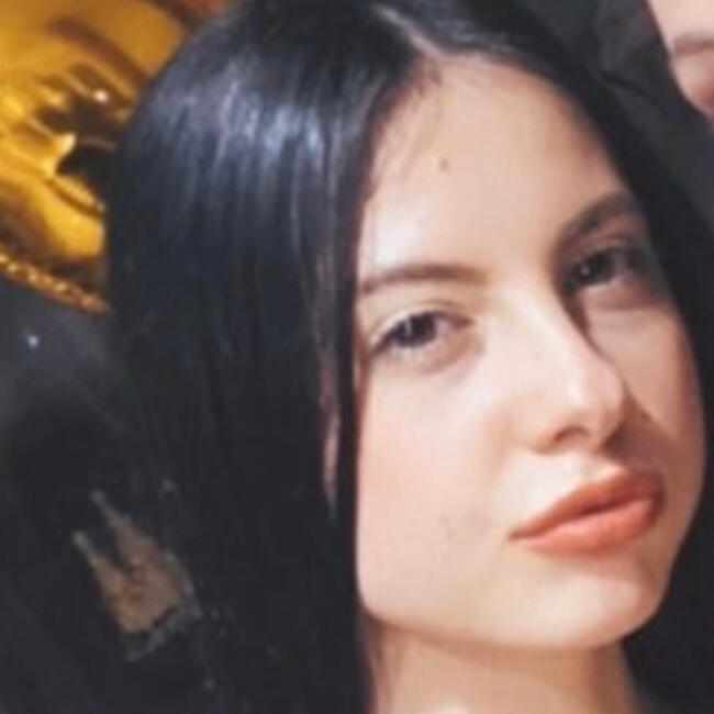 Babysitter a Latina: Elisa
