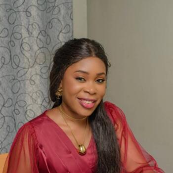 Babysitter in Mantes-la-Ville: SICKA NGANIANIMA