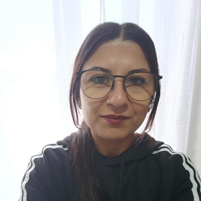 Babysitter a Vittoria: Antonella