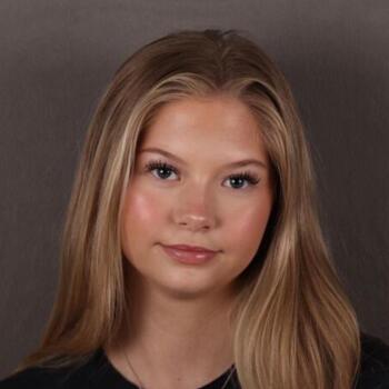 Babysitter in Eidsvoll: Betina