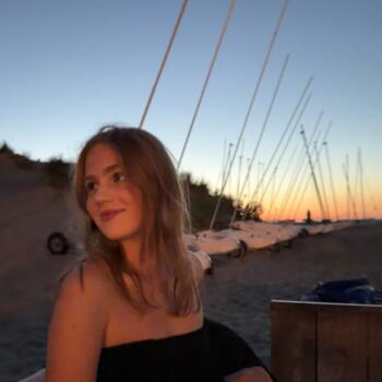 Babysitter in Gent: Arina