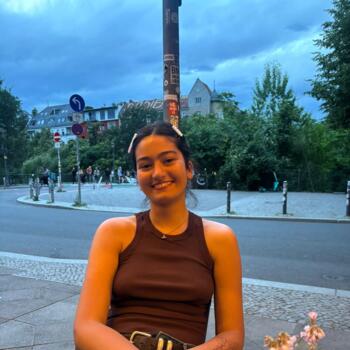 Babysitter in Prague: Nini