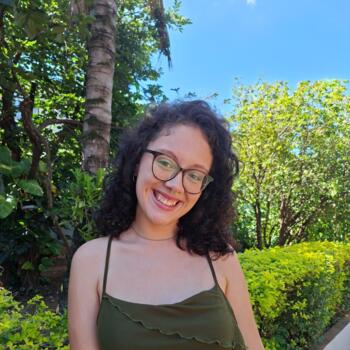 Babysitter in Americana: Letícia