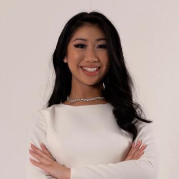 Babysitter Melbourne: Charlize