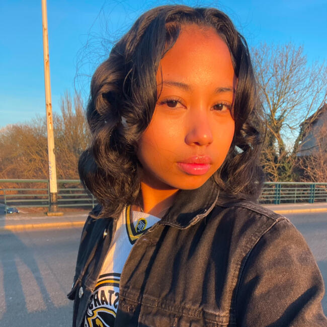 Babysitter in Savigny-sur-Orge: Davidia