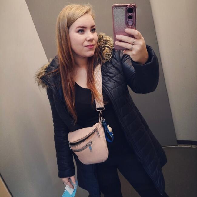 Poptávka hlídání dětí v Žďár nad Sázavou: Andrea