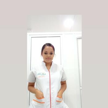 Babysitter in Floridablanca: Dayra