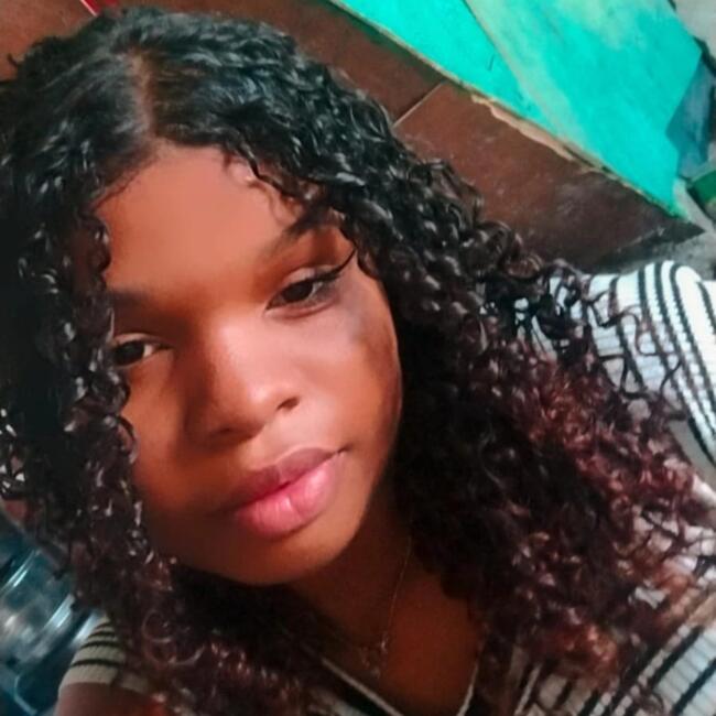 Babysitter in Praia Grande: Bianca