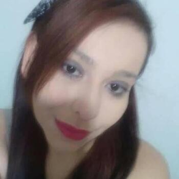 Baby-sitter in San Antonio: Valerie