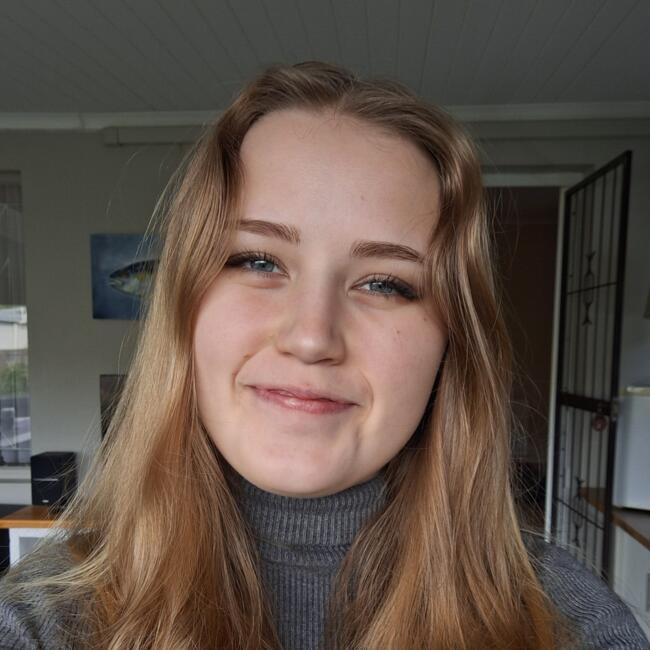 Babysitter in Daejeon: Jalize