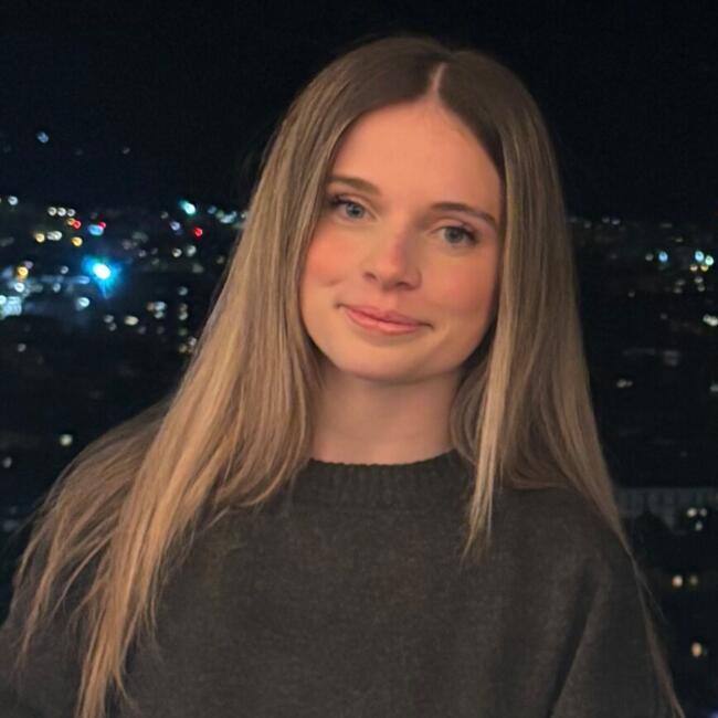 Babysitter in Grenoble: Clementine