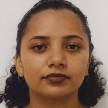 Babysitter in São Luís: Mayla