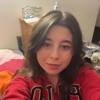 Babysitter Kingston: Roka