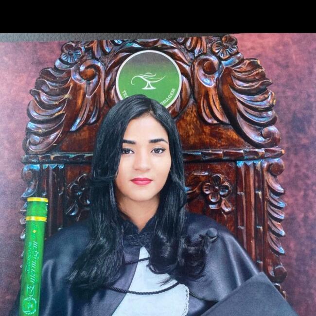 Babysitter in Aparecida de Goiânia: Ingride