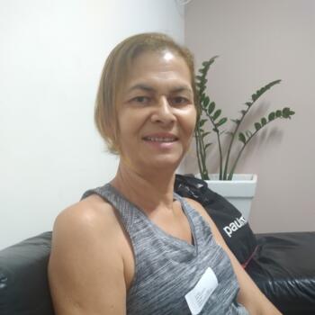 Babysitter in Campo Grande: Dirce