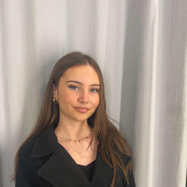 Babysitter in Villeneuve-d'Ascq: Leana