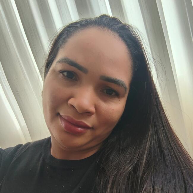 Babysitter in Brasília: Maria Aparecida