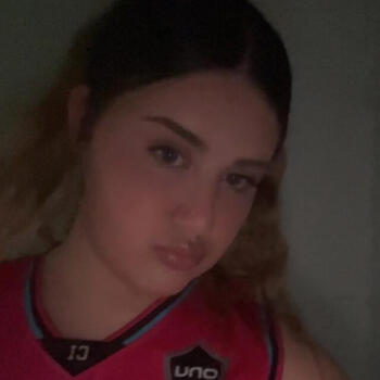 Babysitter in Palmerston North: Hana