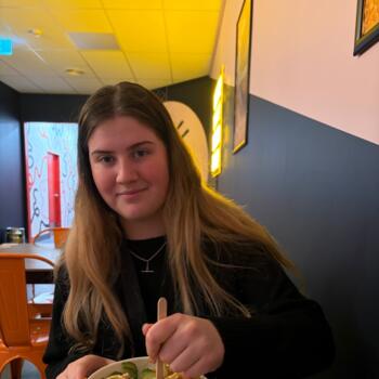 Babysitter Palmerston North: Hana