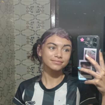 Babá em Fortaleza: Núbia Maria