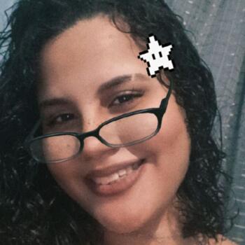 Babysitter in Araçuaí: Luanna