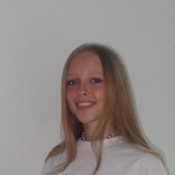 Babysitter in Luik: Estelle