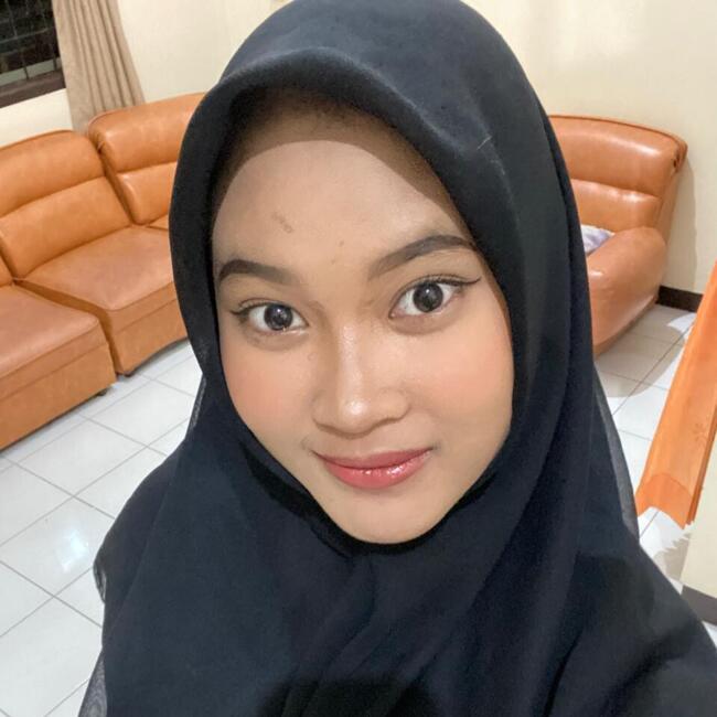 Babysitter in Tangerang: Alya