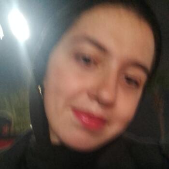 جليسة أطفال في فاس: Sanae