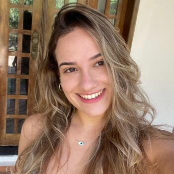 Babysitter in Salvador: Alice