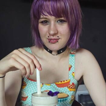 Babysitter in Upper Hutt: Kitty