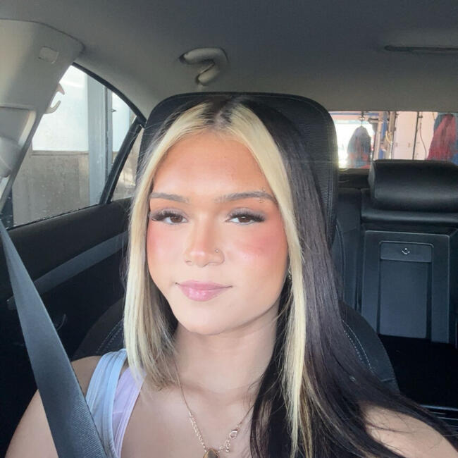 Babysitter in North Las Vegas: Savanah