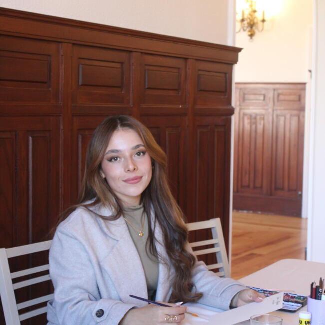 Babysitter in Ferreira: Sara
