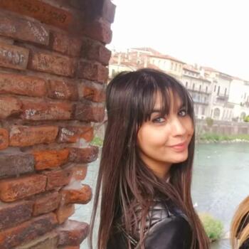 Babysitter in Ronago: Sabrina