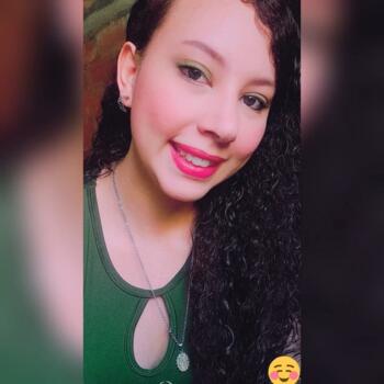 Babysitter in Santiago de Cali: Angie Lizeth