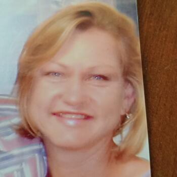 Babysitter in Toowoomba: Nicole