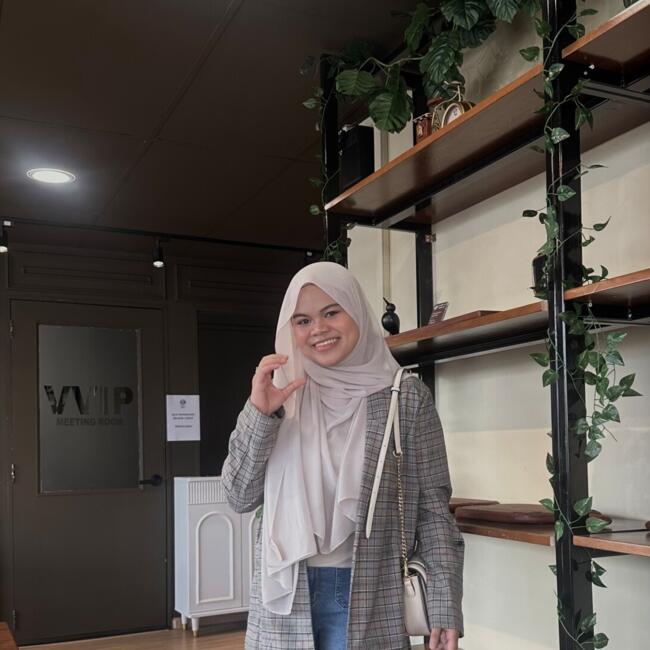 Pengasuh di Kangar: Anis Adlin