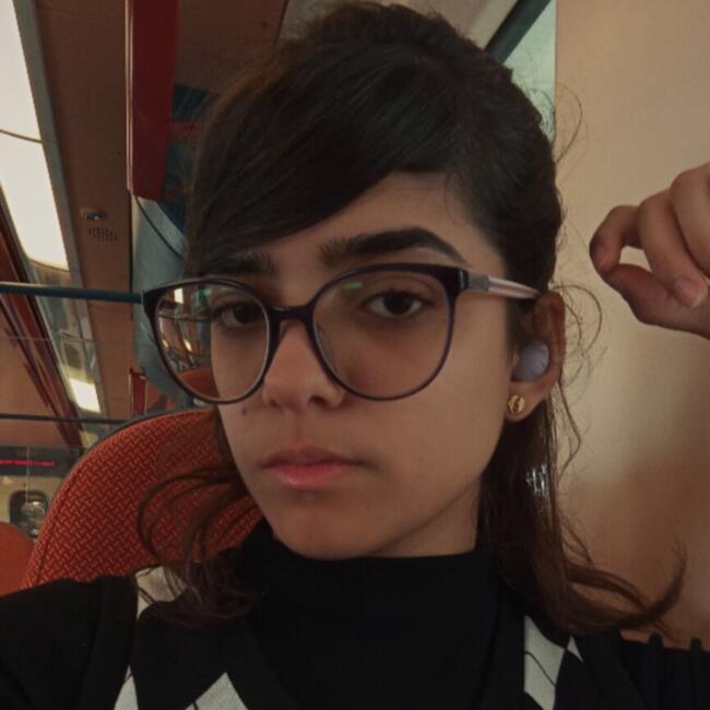 Babysitter in Coimbra: Agnis Forattini