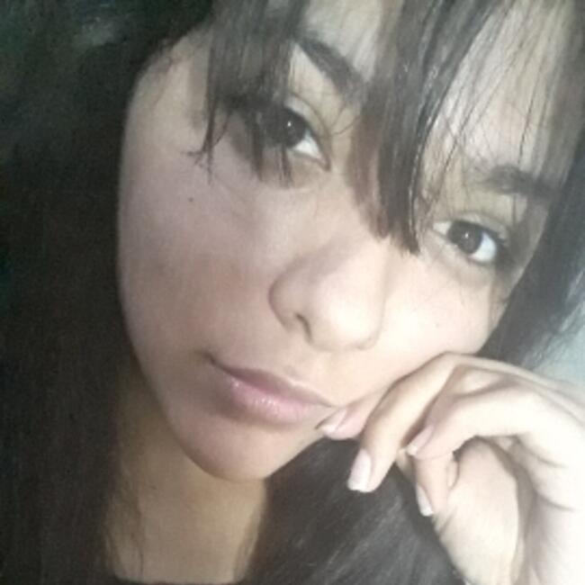 Babysitter in Villa José León Suárez: Priscila Abril