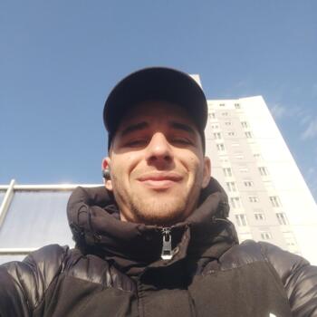 Babysitter in Champlan: Karim