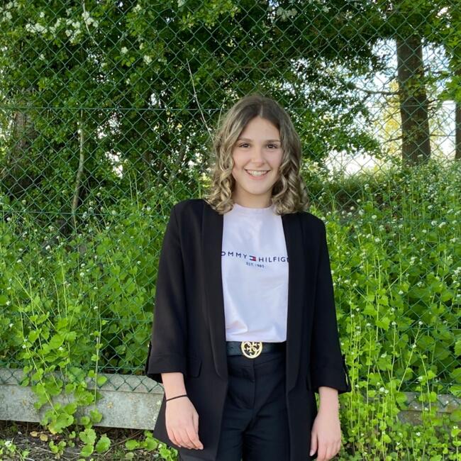 Babysitter in Gournay-en-Bray: Elisa